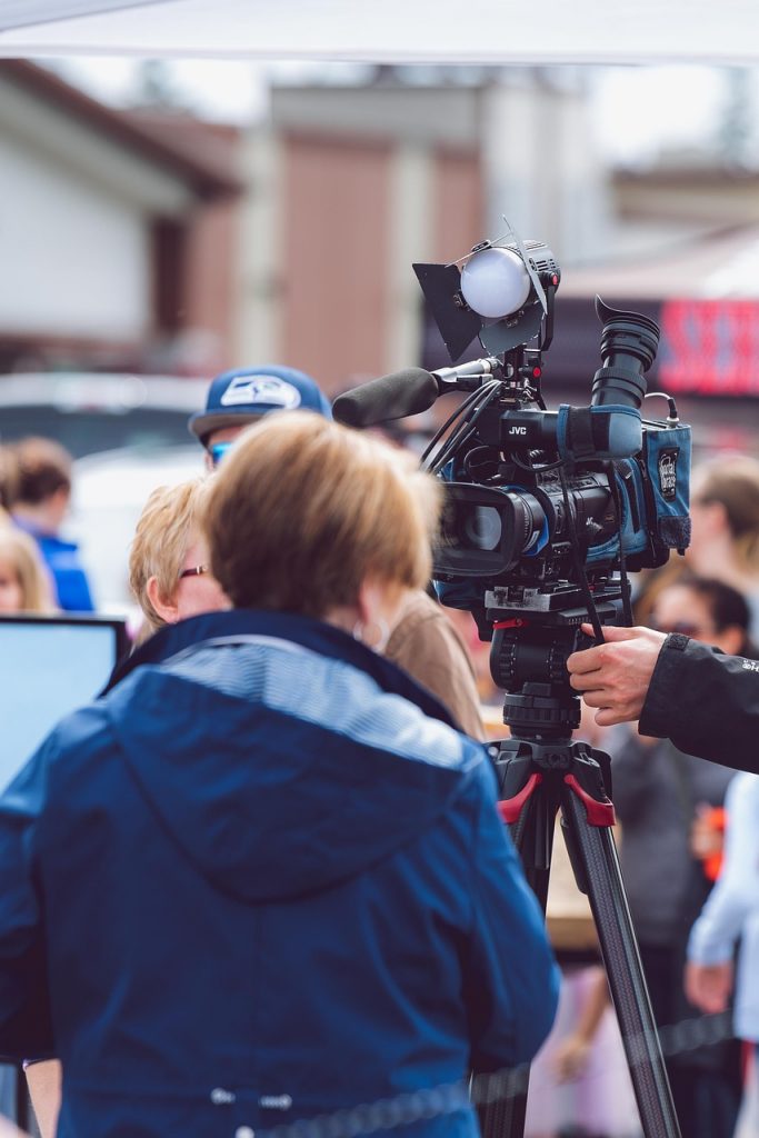 reporter, news, journalist, tv, channel, city, day of the city, holiday, audience, spring, bright, camera, operator, video, nature, equipment, shooting, professional, media, digital, stream, reportage, lens, interview